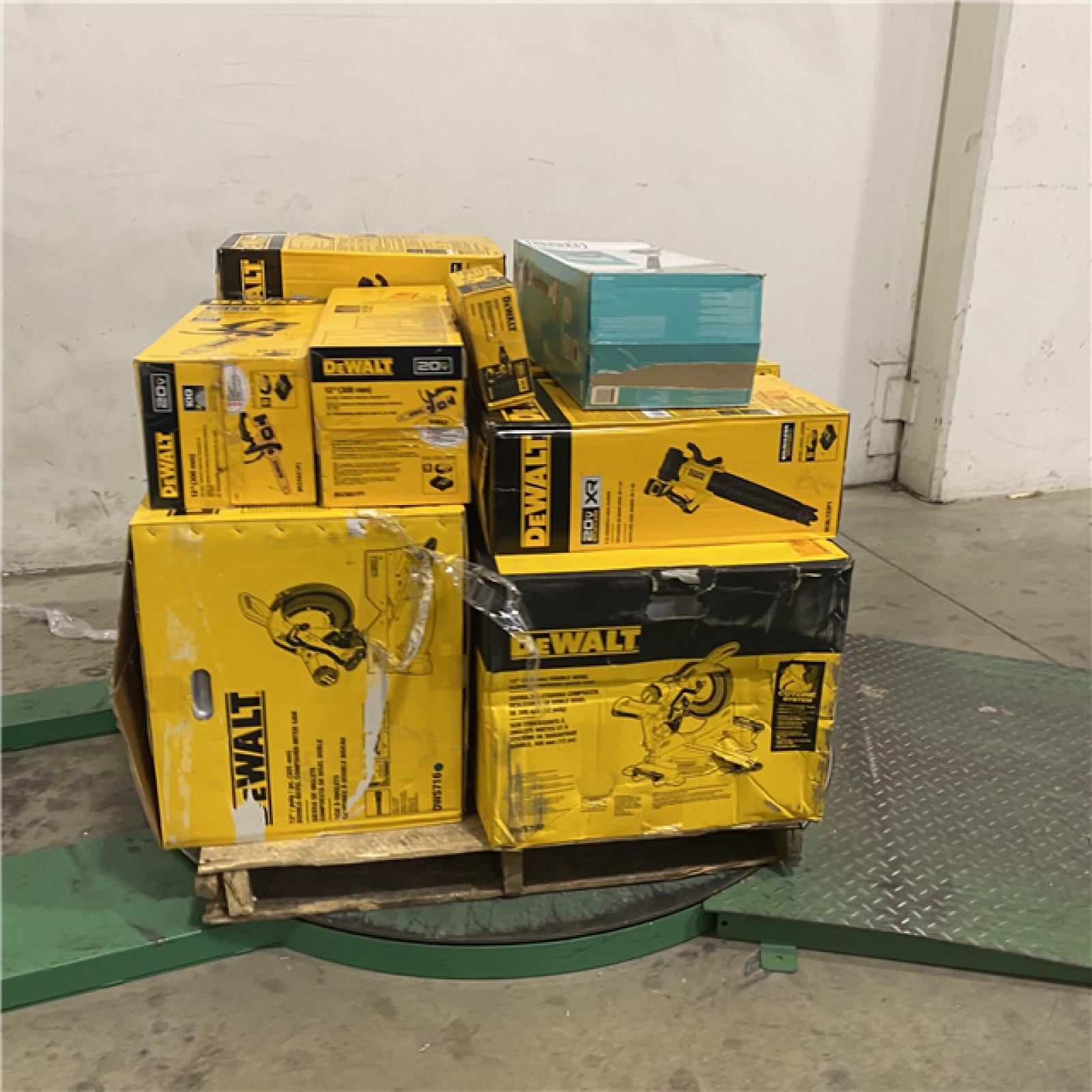Dallas Location - As-Is DEWALT Tool Pallet