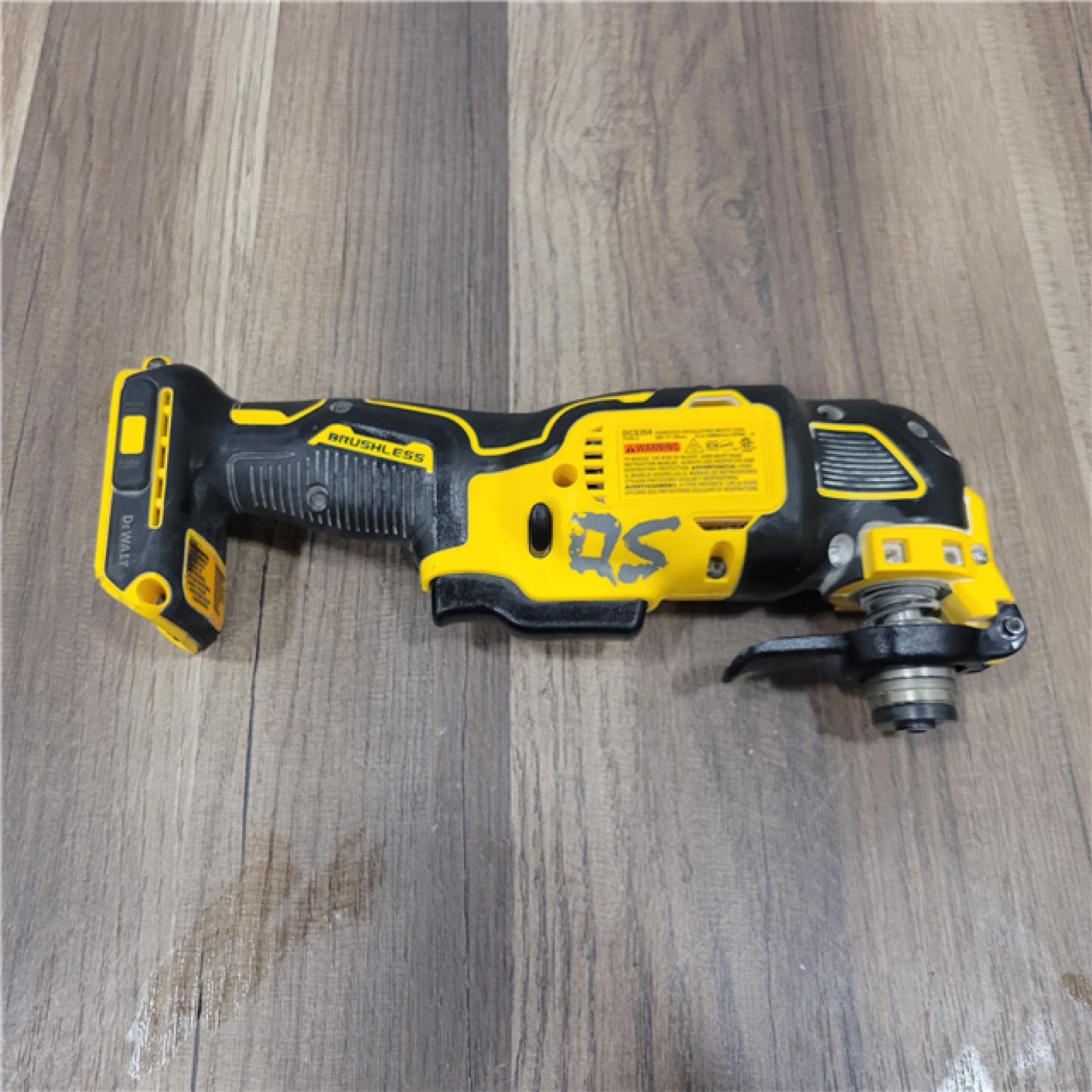 AS-IS  ATOMIC 20V MAX Cordless Brushless Oscillating Multi Tool (Tool Only)