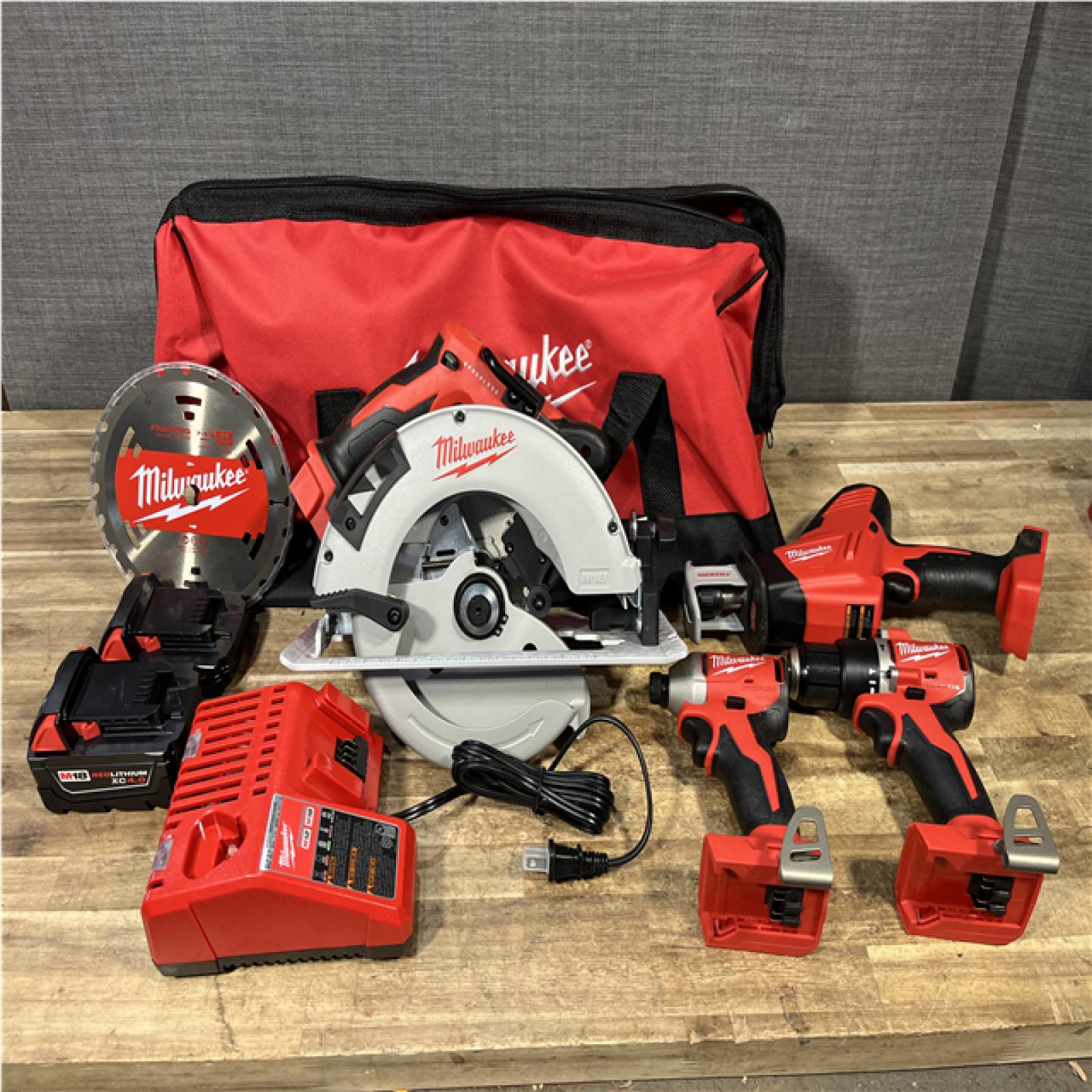 Houston Location AS-IS Milwaukee 18-Volt Lithium-Ion Brushless Cordless (4-Tool) Combo Kit