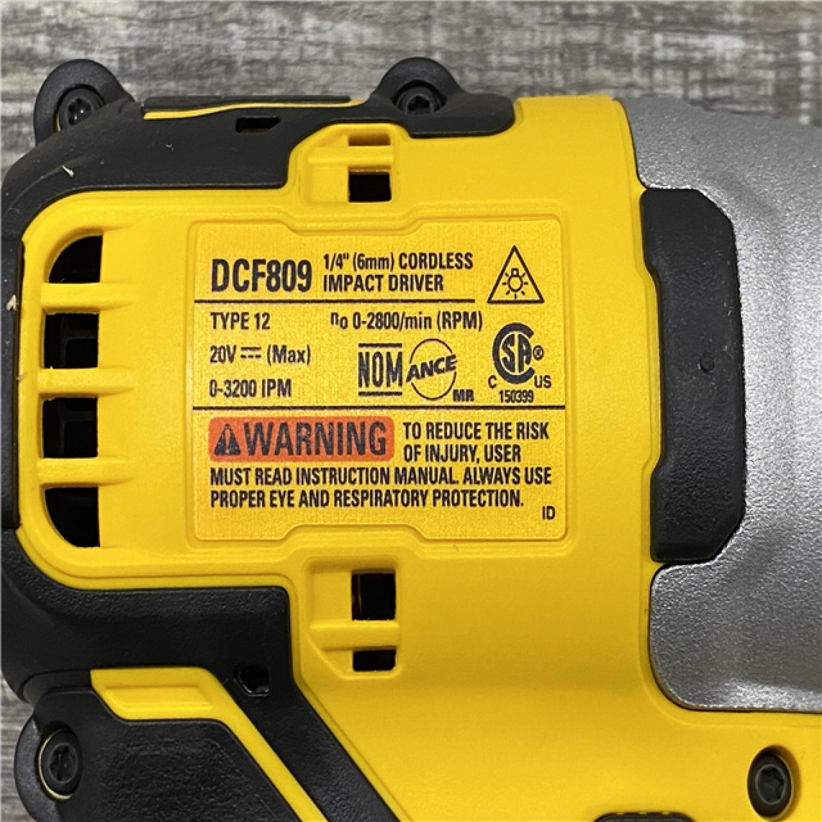 AS-IS DEWALT Atomic 20V Max Lithium-Ion Brushless Cordless Compact 1/4 in. Impact Driver Kit