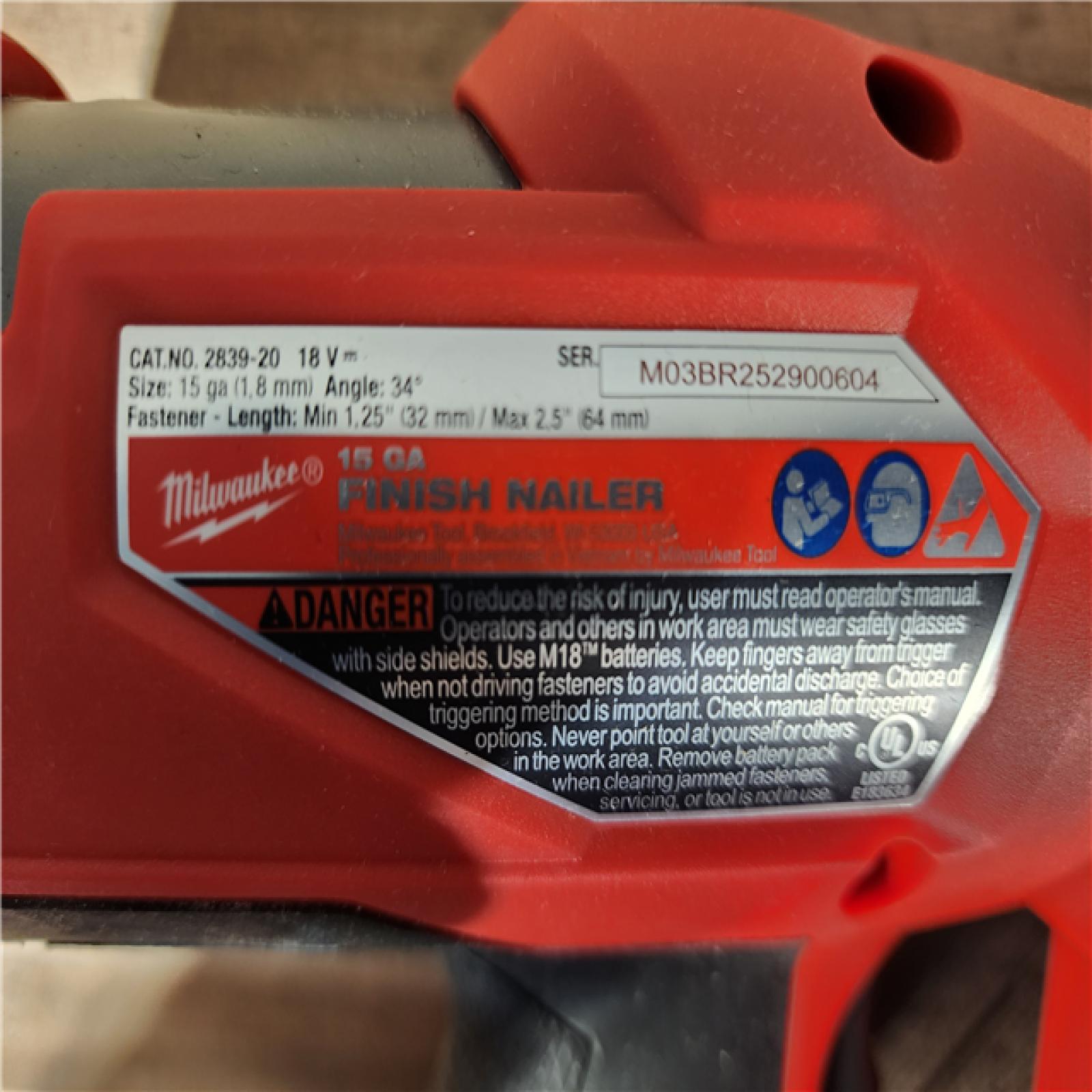 HOUSTON LOCATION - AS-IS Milwaukee FUEL 18-Volt Lithium-Ion Brushless Cordless Gen II 15-Gauge Angled Finish Nailer (Tool-Only)