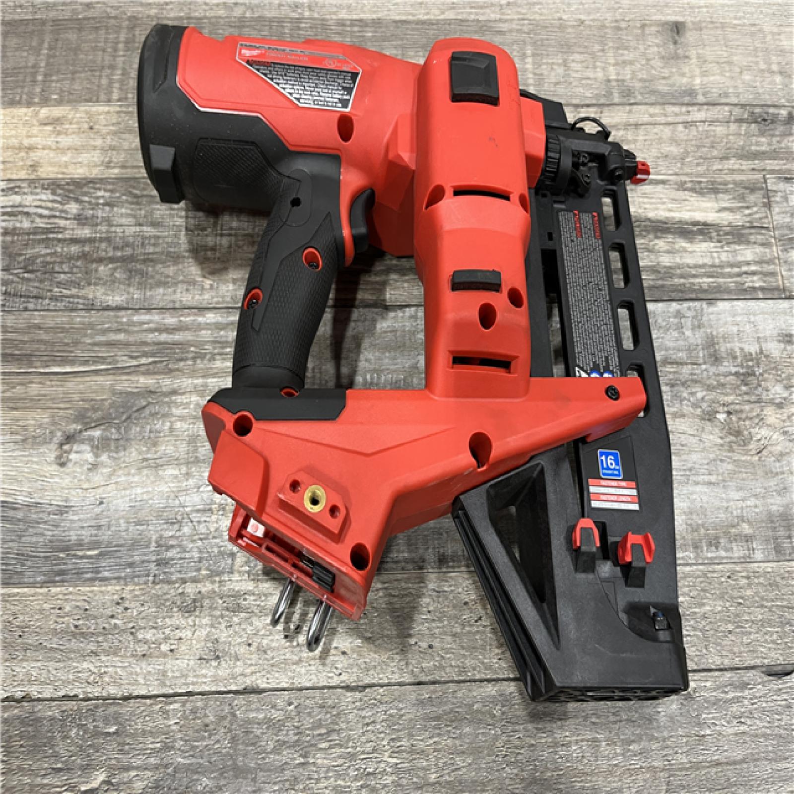 AS-IS Milwaukee FUEL 18-Volt Lithium-Ion Brushless Cordless Gen ll 16-Gauge Straight Finish Nailer (Tool Only)
