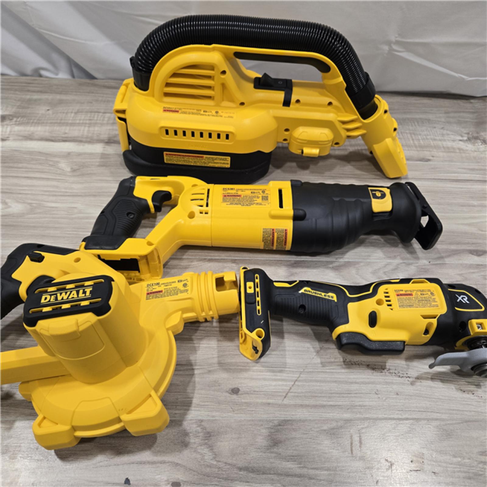 AS-IS DEWALT 20V MAX Brushed Cordless (10-Tool) Combo Kit