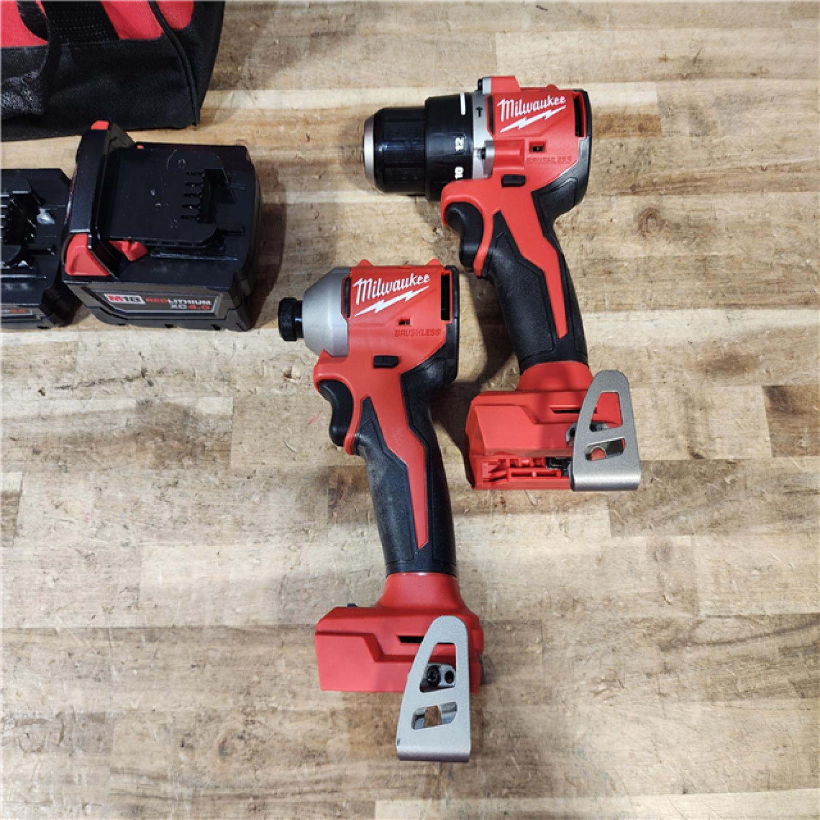HOUSTON LOCATION - AS - IS Milwaukee 2 Tool Combo Kit W/ (2) Battery & Charger