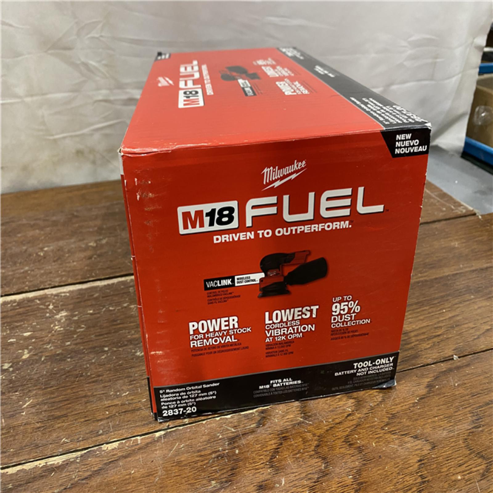 NEW Milwaukee M18- FUEL 5 Random Orbital Sander