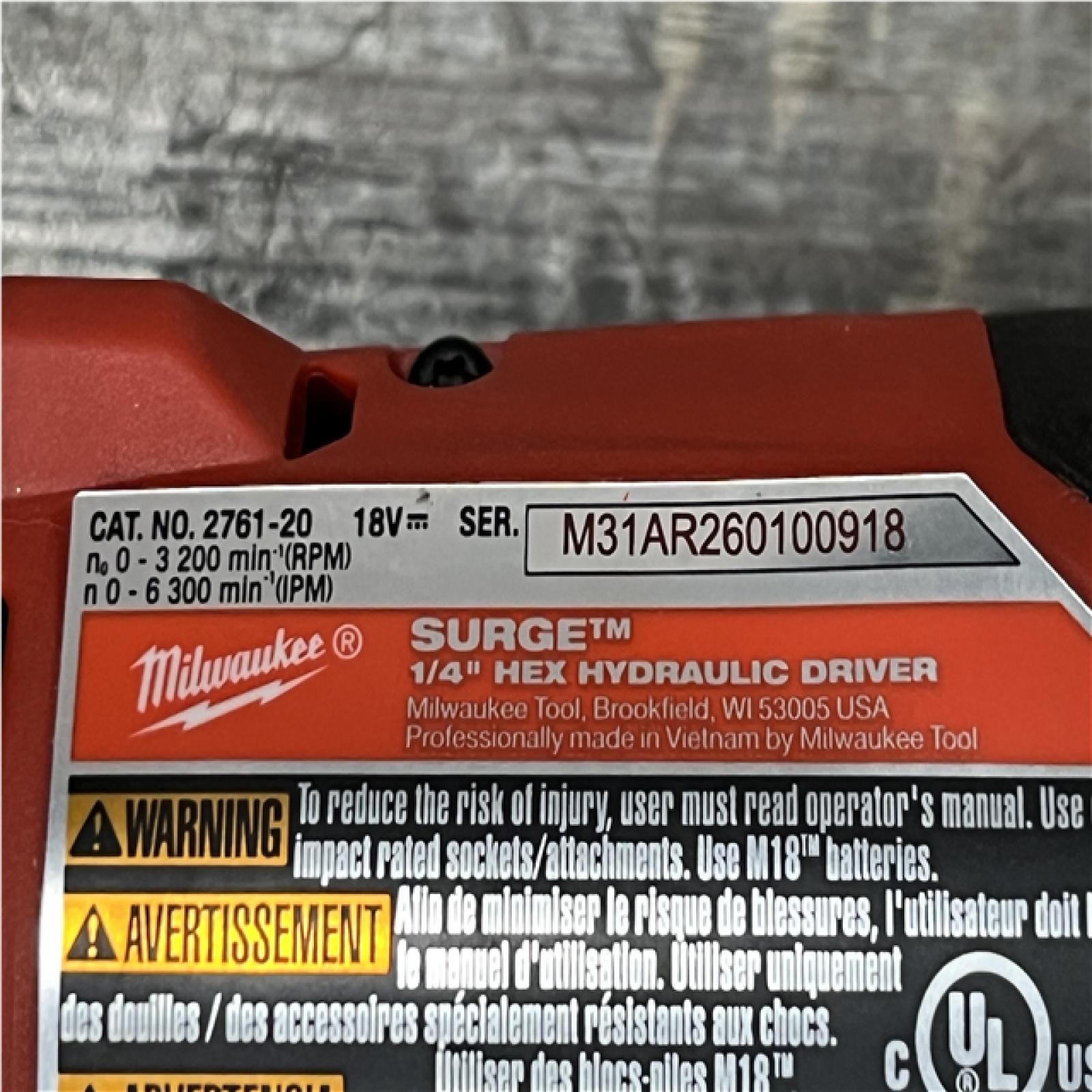 AS-IS Milwaukee FUEL SURGE 18V Lithium-Ion Brushless Cordless 1/4 in. Hex Impact Driver Kit