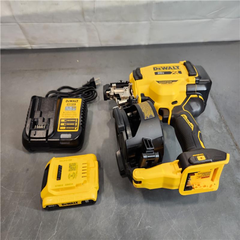 ASIS DEWALT 15Degree Cordless Roofing Nailer Kit