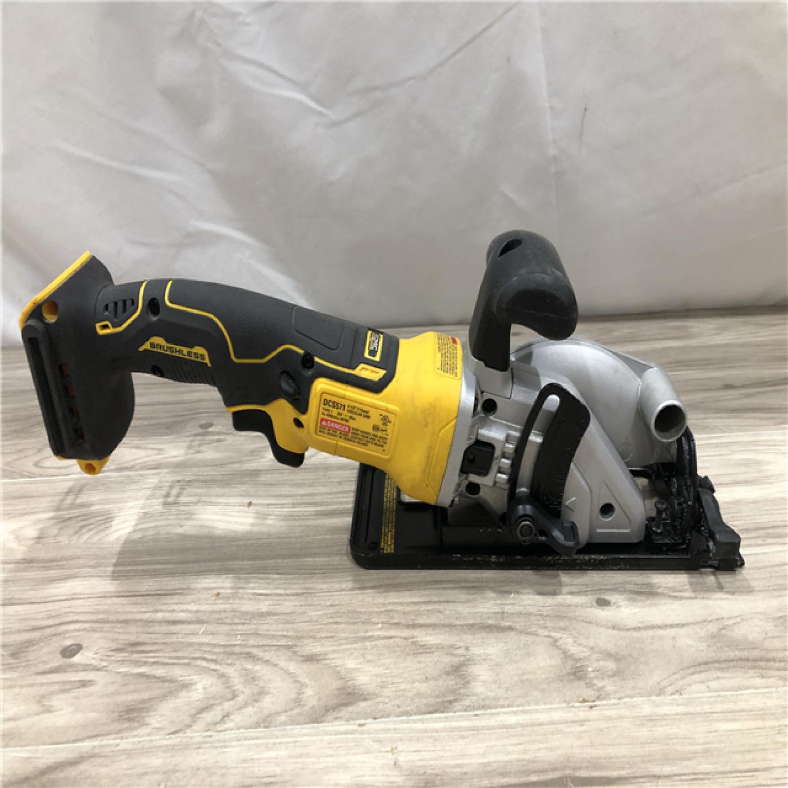AS-IS DEWALT ATOMIC 20V MAX Cordless 4-1/2 in. Circular Saw (Tool Only)
