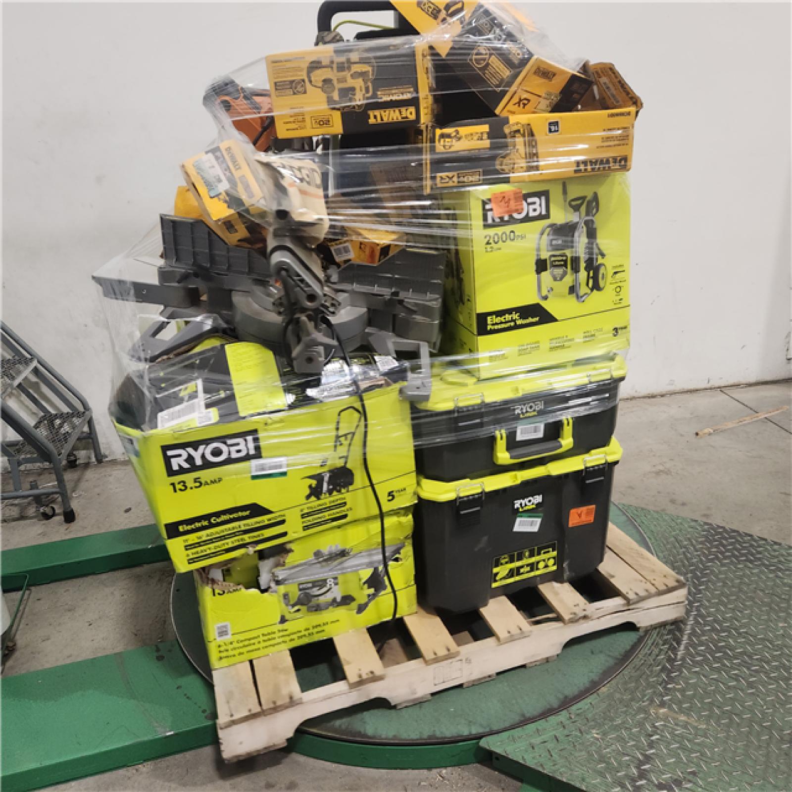 Dallas Location - As-Is Tool Pallet