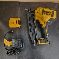 Phoenix NEW DEWALT 20V MAX XR 16-Gauge Electric Cordless Angled Finishing Nailer Kit