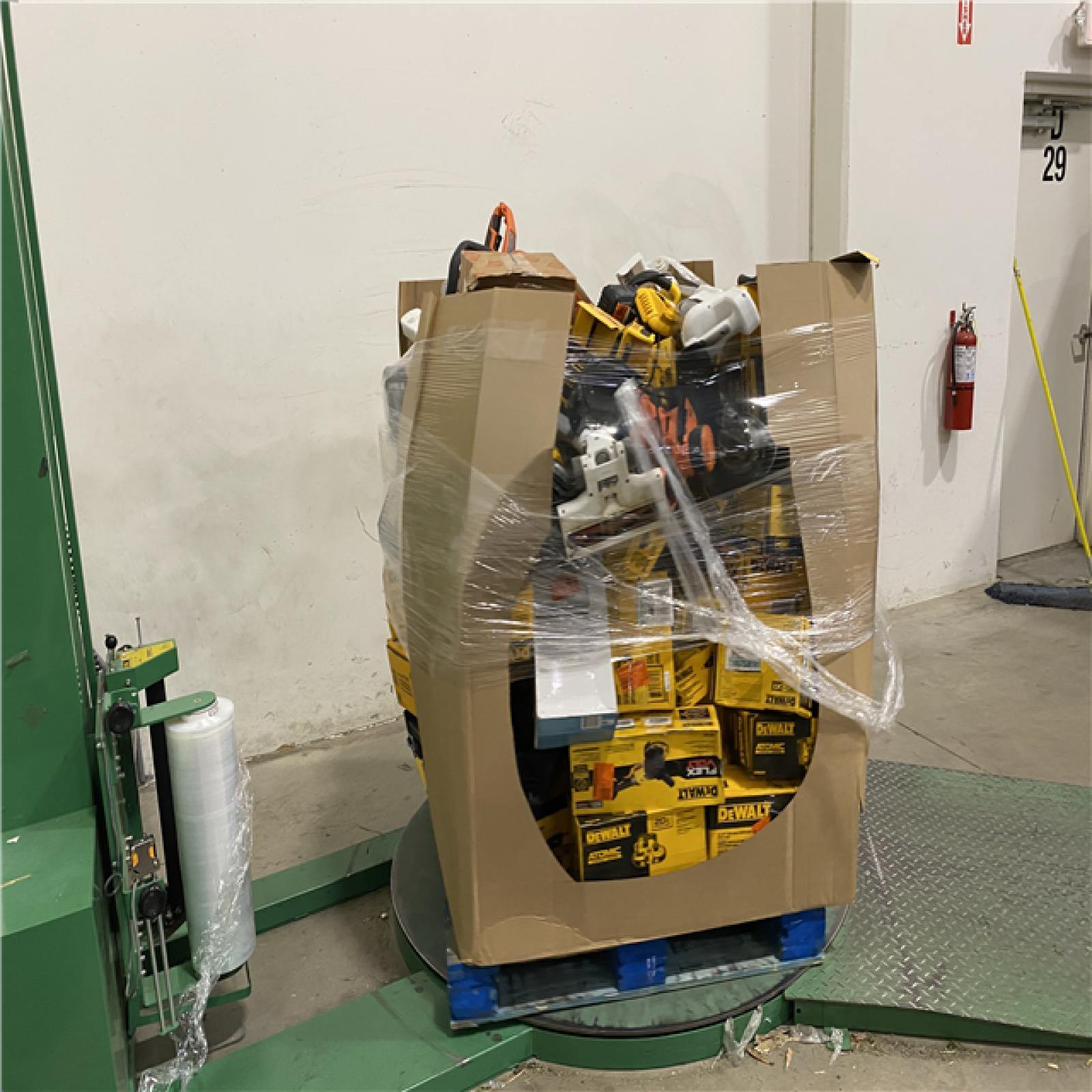 Dallas Location - As-Is DEWALT Tool Pallet