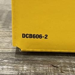 NEW - DEWALT FLEXVOLT 20V/60V MAX Lithium-Ion 6.0Ah Battery Pack (2 Pack)