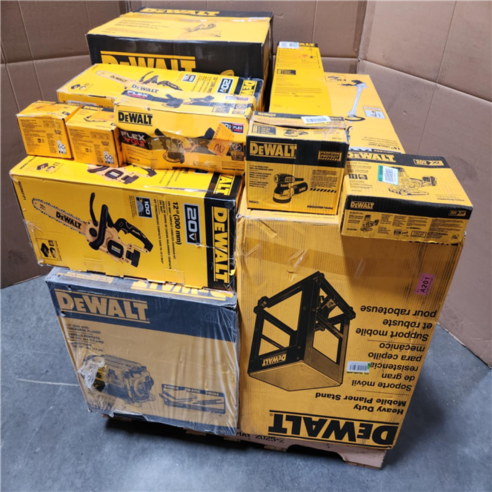 California DeWalt Tool Pallet: Appears in Excellent Condition