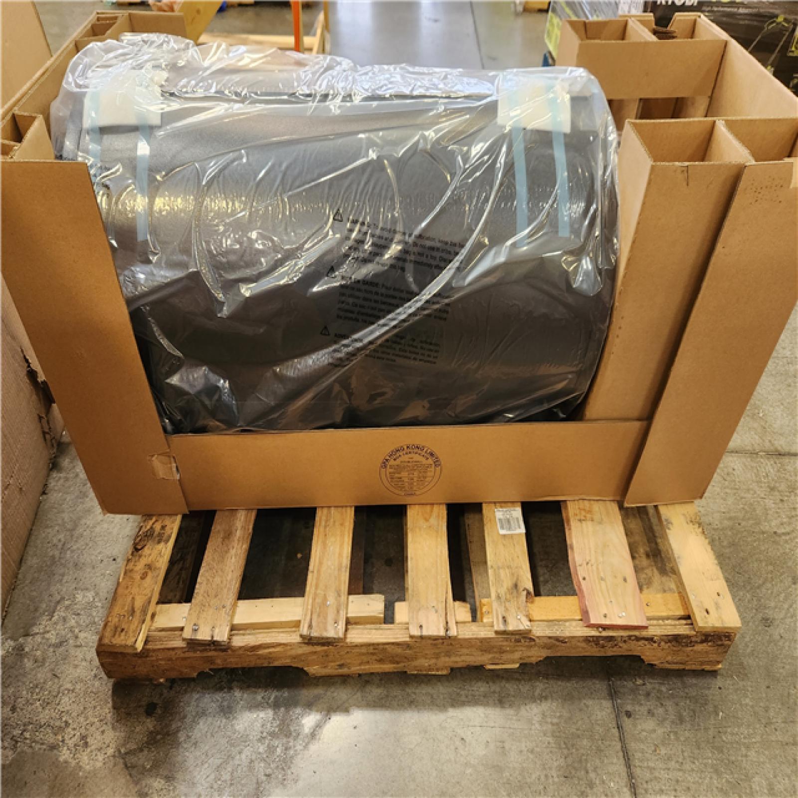 Phoenix NEW Traeger Pro Series 34-Pellet Grill and Smoker in Bronze (SEALED)