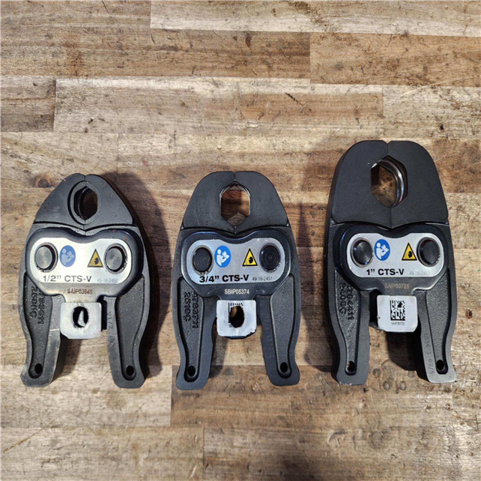 HOUSTON LOCATION - AS-IS M12 12-Volt Lithium-Ion Force Logic Cordless Press Tool Kit (3 Jaws Included) with Two 1.5 Ah Battery and Hard Case