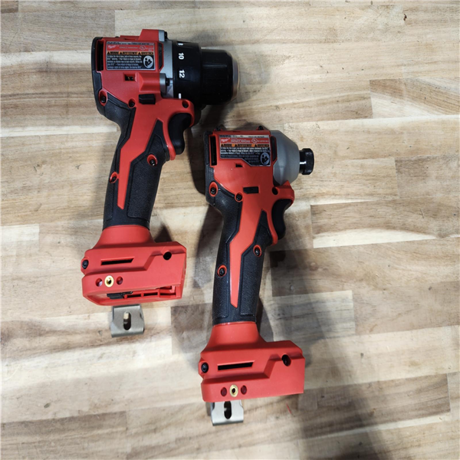HOUSTON LOCATION - AS-IS Milwaukee M18 18V Lithium-Ion Brushless Cordless Compact Drill/Impact Combo Kit