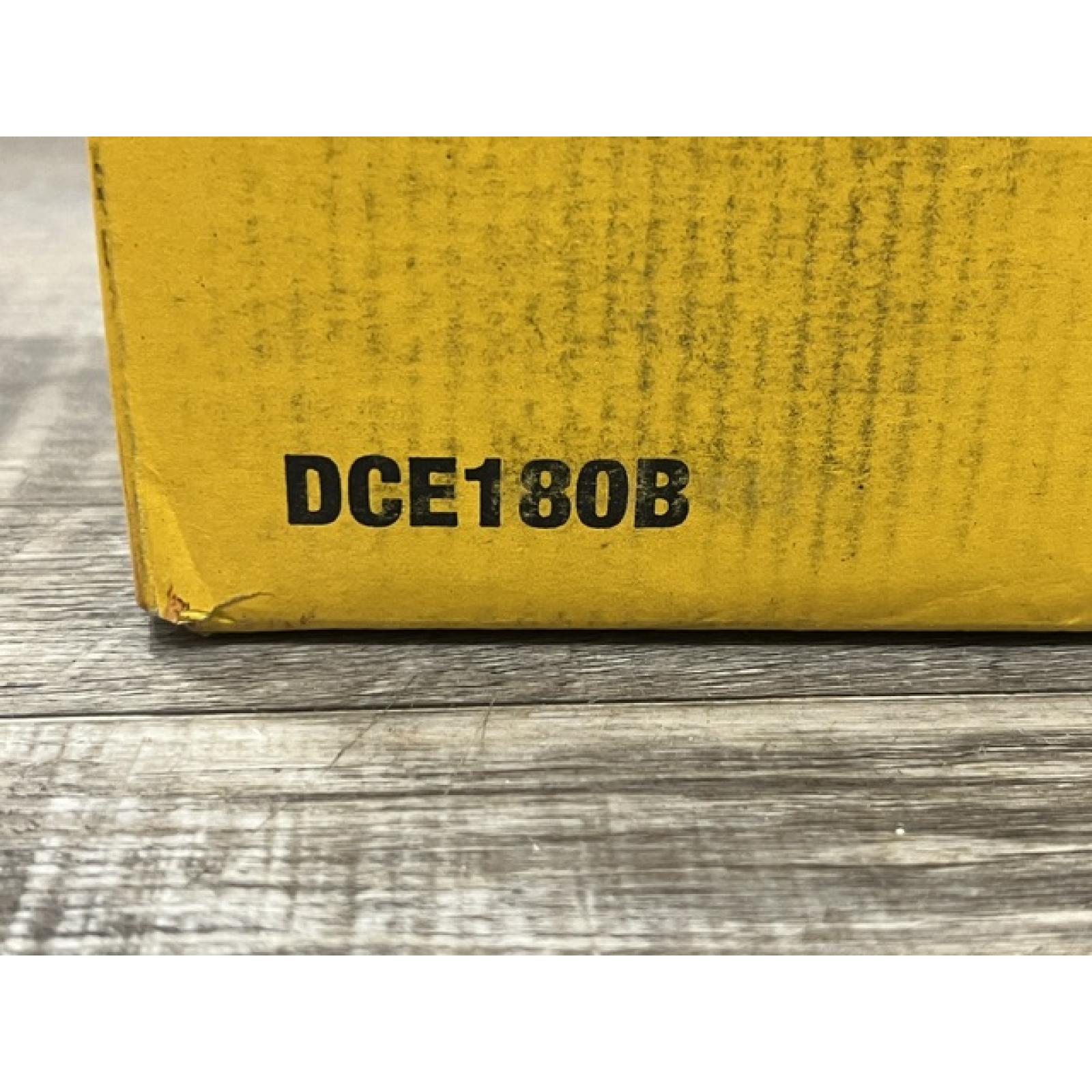 NEW - DEWALT 20V MAX Cordless Plastic Tubing Cutter (Tool Only)