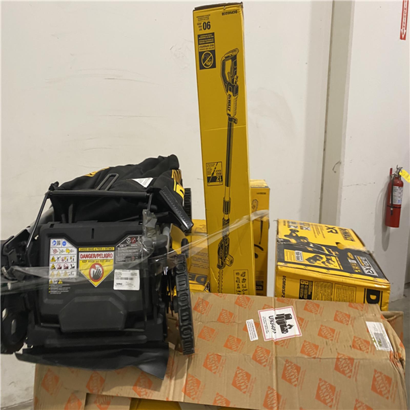 Dallas Location - As-Is DEWALT Tool Pallet