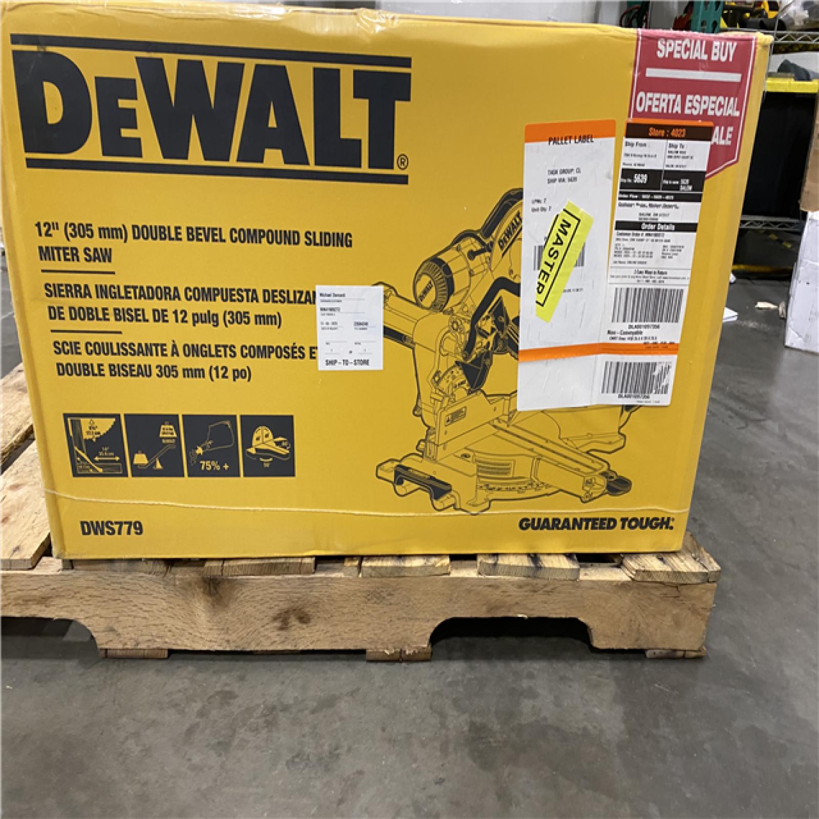 NEW- DeWalt 15 Amps 12 in. Corded Dual-Bevel Sliding Compound Miter Saw