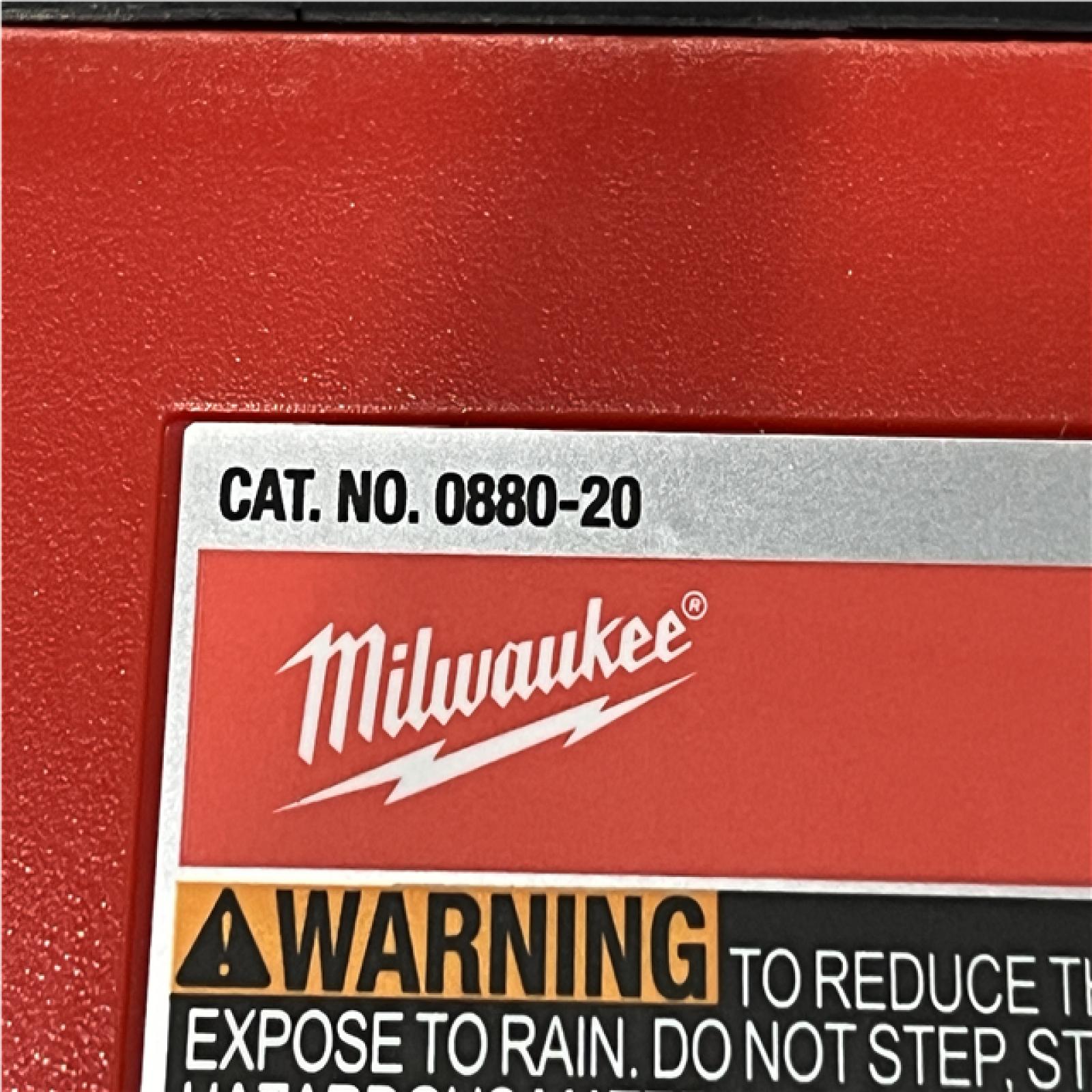 NEW - Milwaukee 18-Volt 2 Gal. Lithium-Ion Cordless Wet/Dry Vacuum (Vacuum-Only)