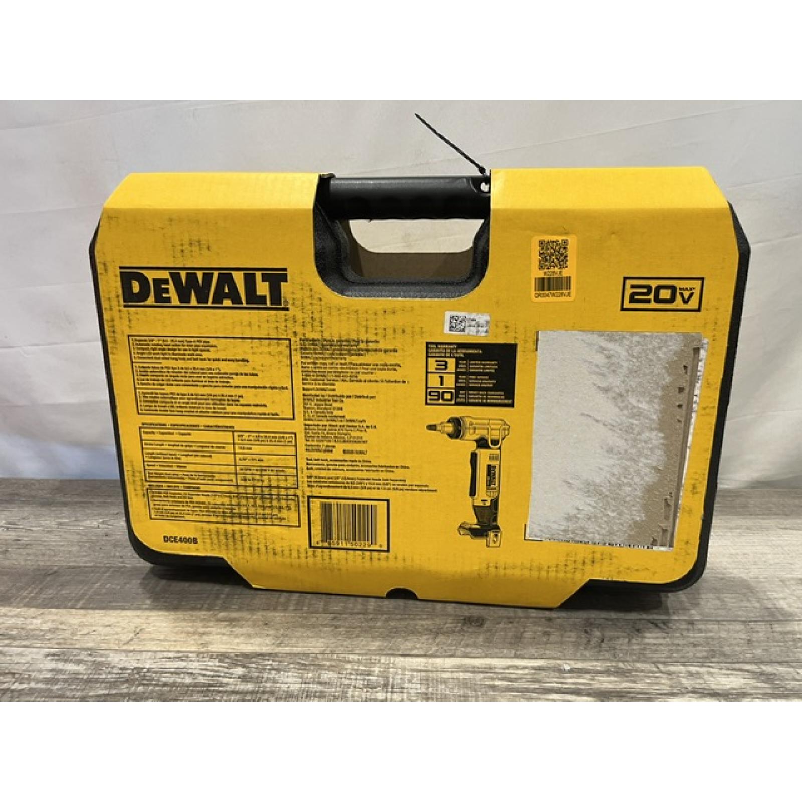NEW - DEWALT 20V MAX Cordless 1 in. PEX Expansion Tool Kit