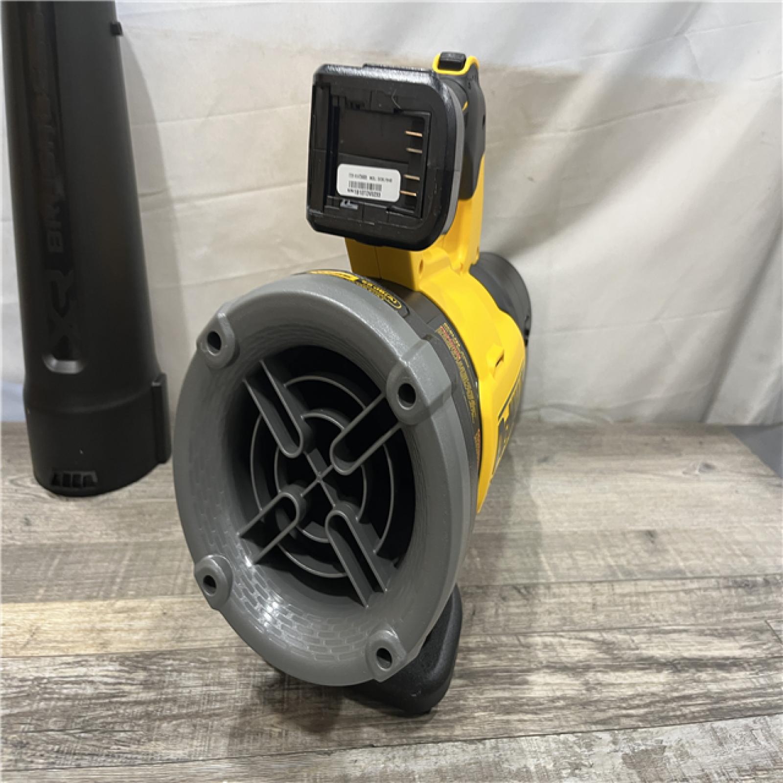 AS-IS DEWALT 20V MAX XR 550 CFM 133 MPH Cordless Battery Powered Blower (Tool-Only)