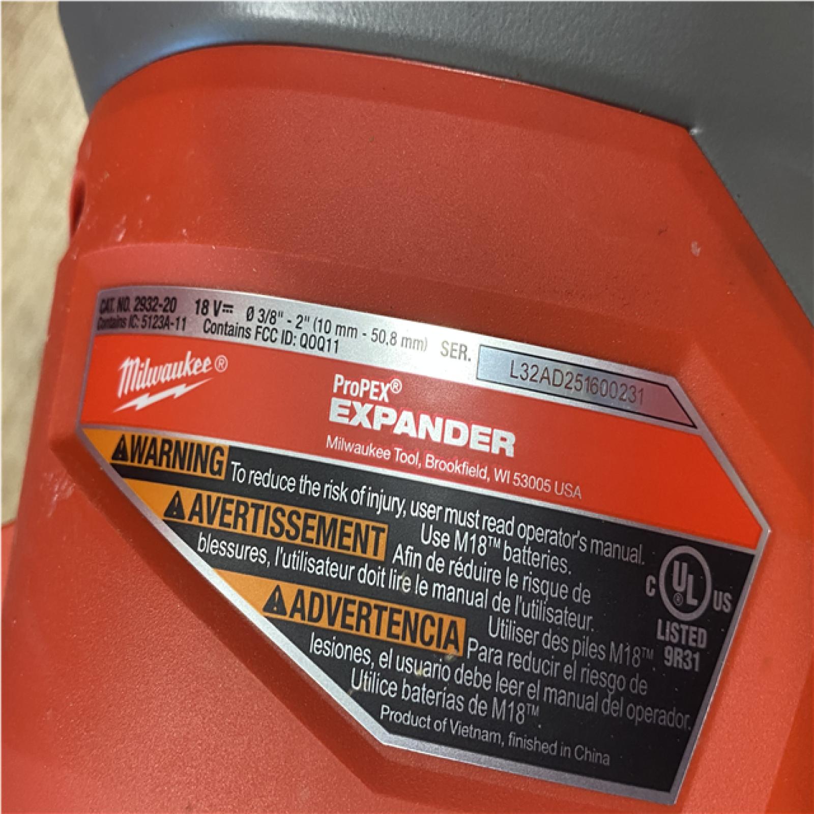 AS-IS Milwaukee Fuel 18-Volt Lithium-Ion Brushless Cordless 1/2 in. - 2 in. Expansion Tool Kit