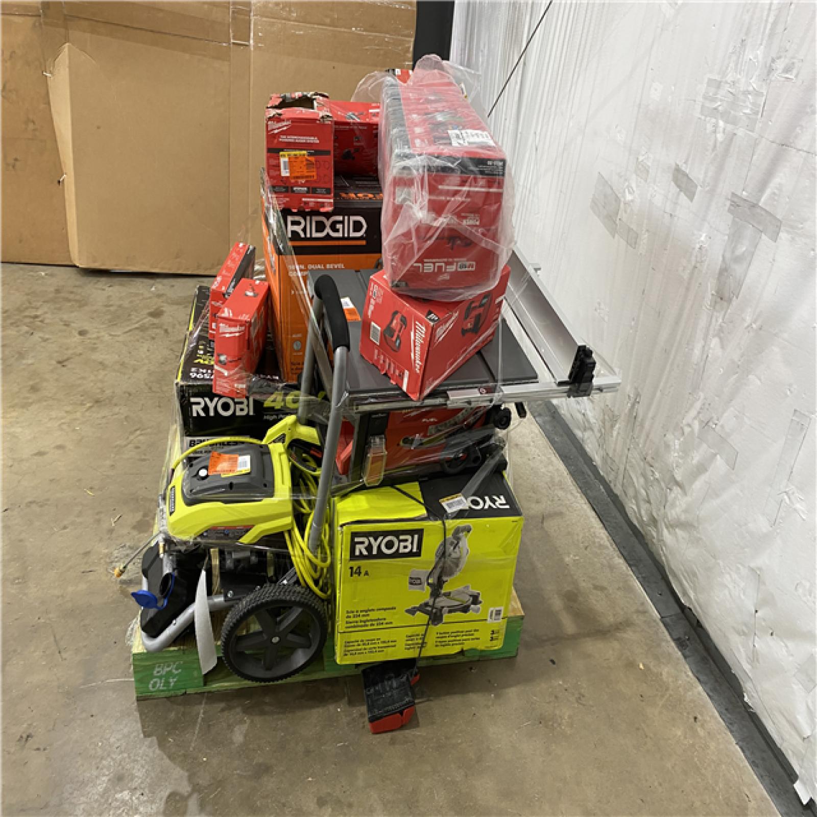 Houston Location AS IS - Tool Pallet