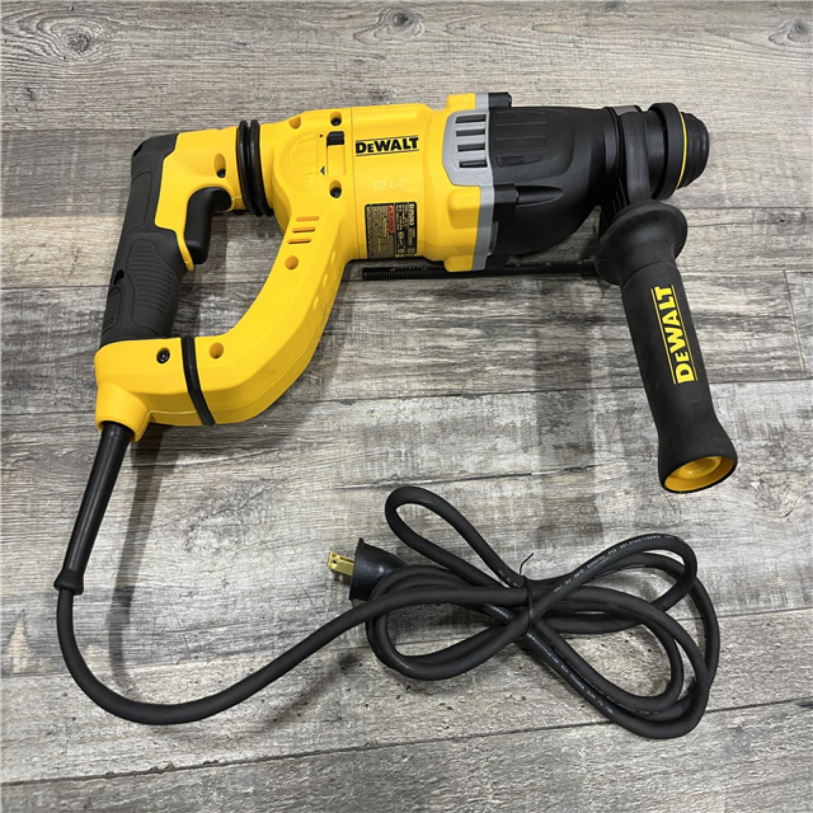 AS-IS DEWALT 8.5 Amp 1-1/8 in. Corded SDS-plus D-Handle Concrete/Masonry Rotary Hammer Drill