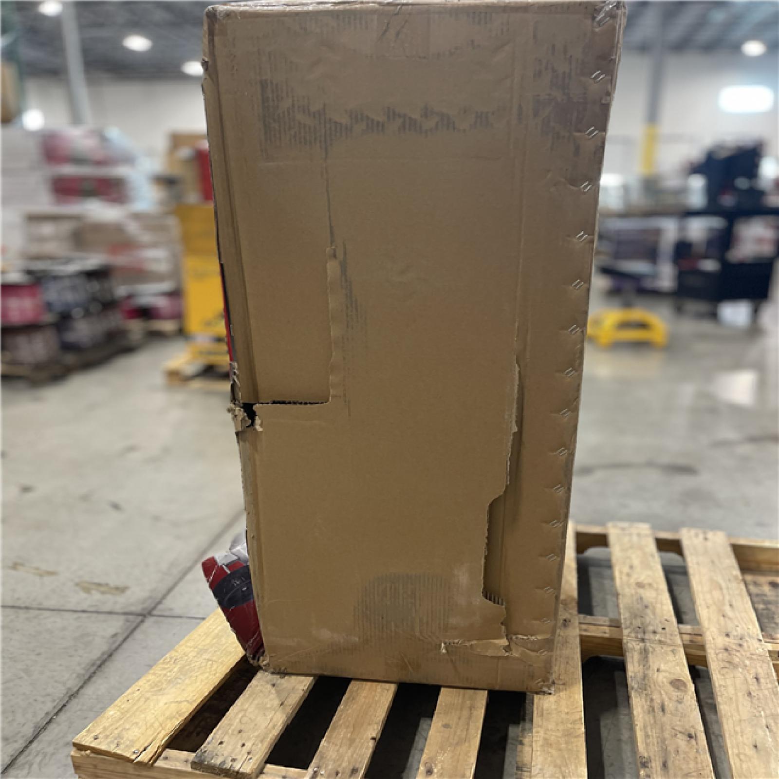 DALLAS LOCATION - HUSKY 27 GALLON AIR COMPRESSOR