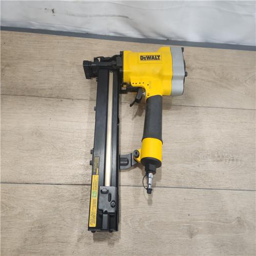 AS-IS- DeWalt 16 Gauge 1 Crown 2 Lathing Stapler