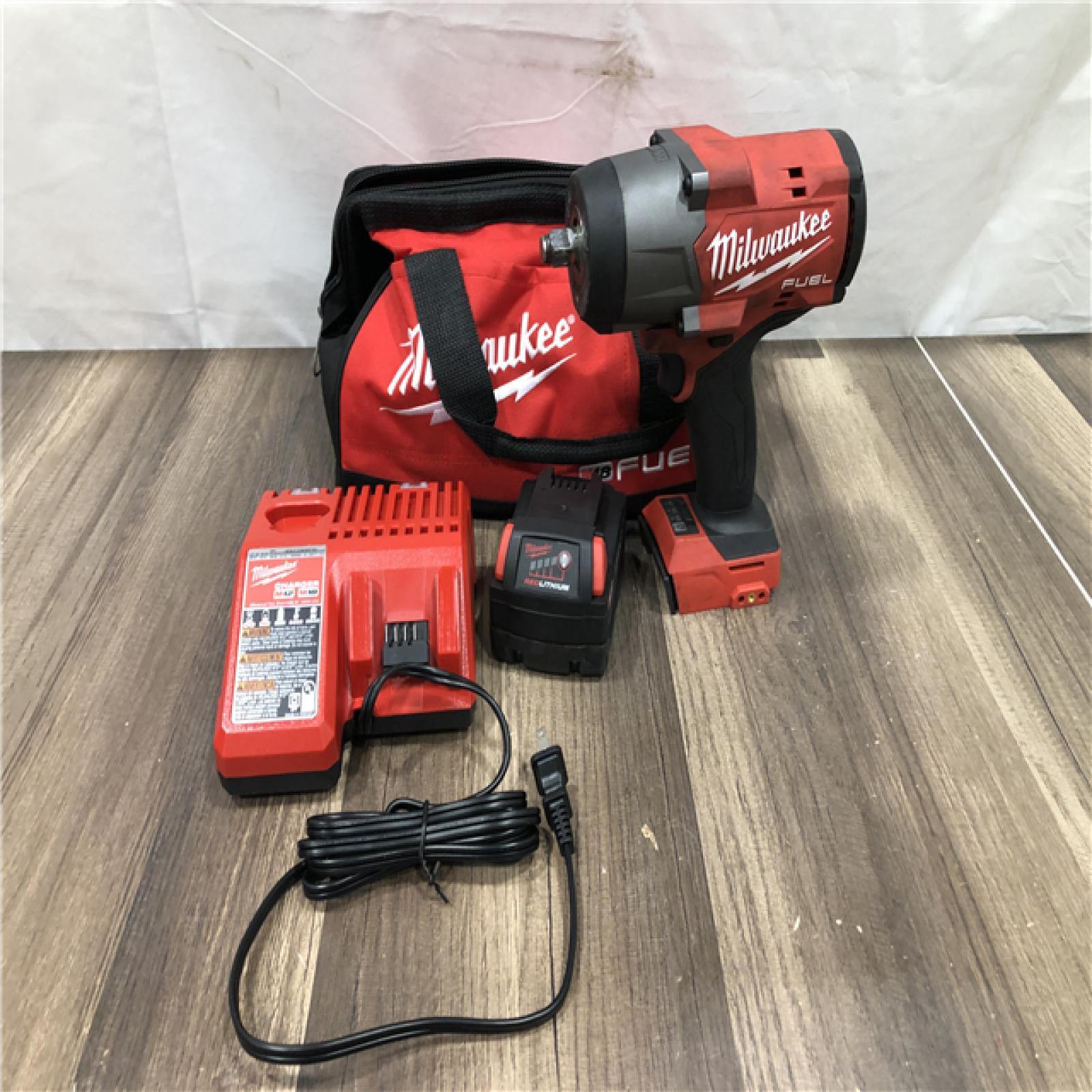 AS-IS Milwaukee FUEL 18V Lithium-Ion Brushless Cordless 1/2 in. Impact Wrench w/Friction Ring Kit