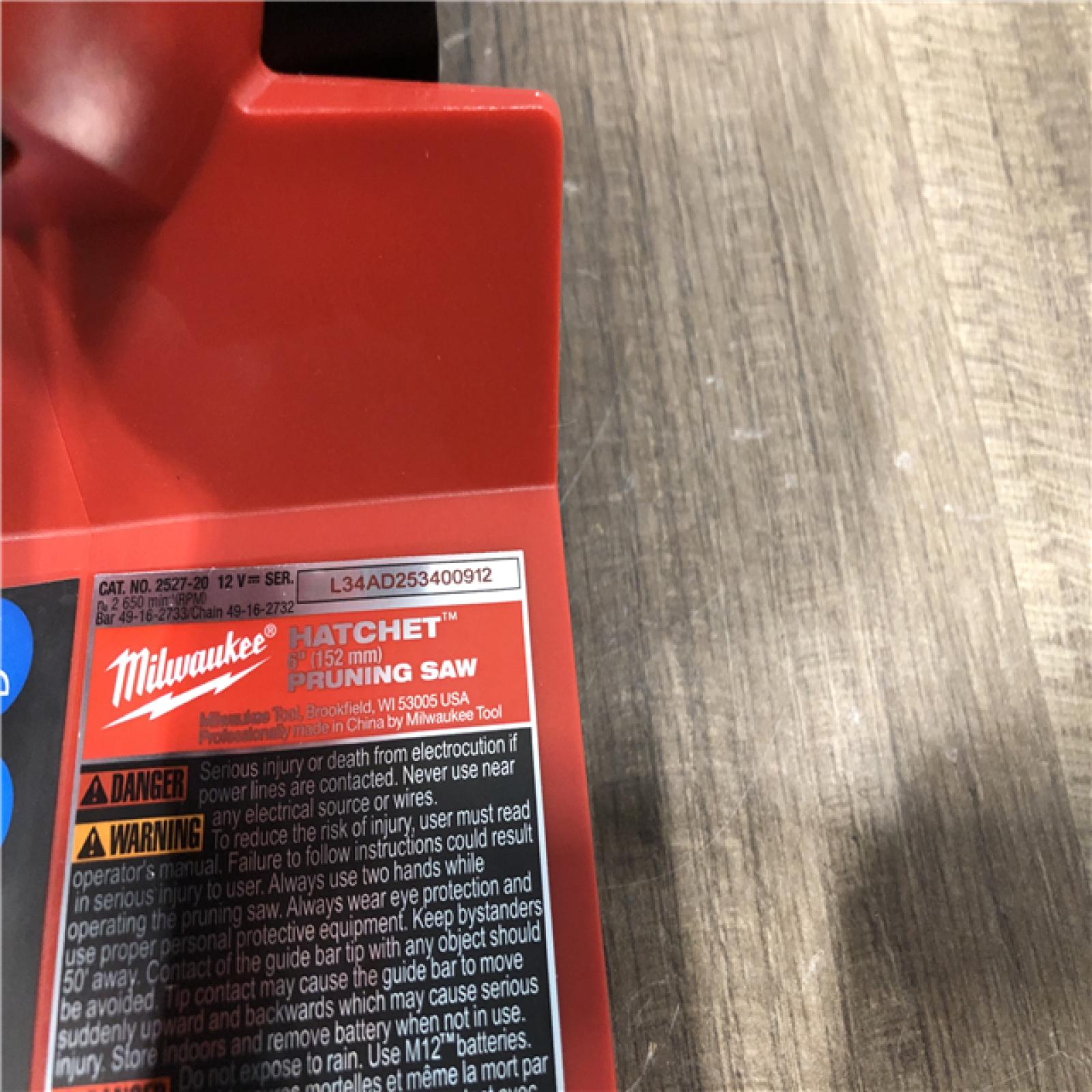 AS-IS Milwaukee FUEL 6 in. 12V Lithium-Ion Brushless Electric Cordless Battery Pruning Saw HATCHET (Tool-Only)