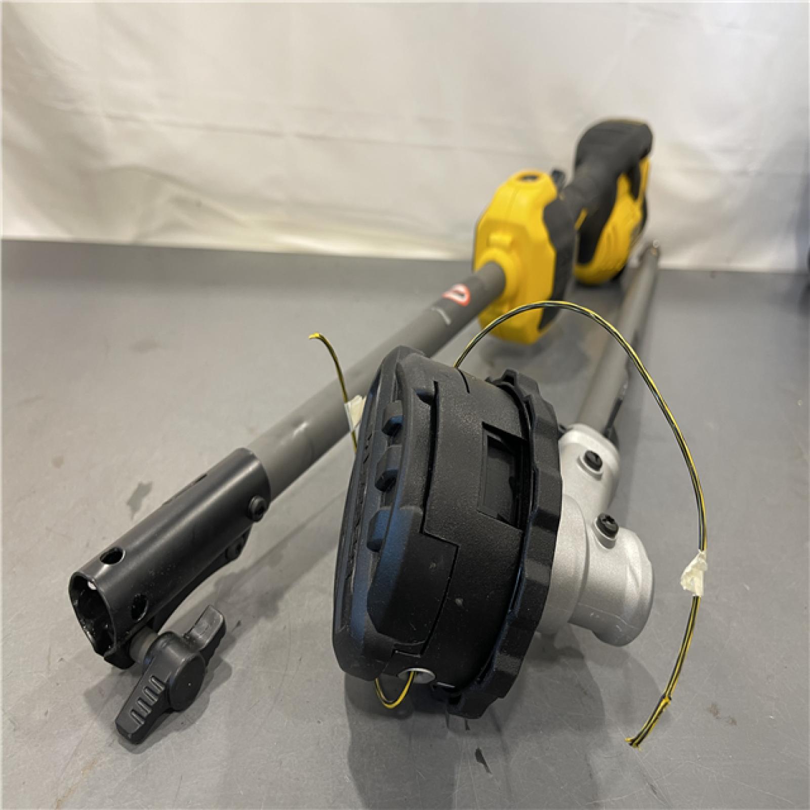 AS-IS - DeWalt FLEXVOLT 60V MAX Brushless Cordless 17-Inch Attachment Capable String Trimmer