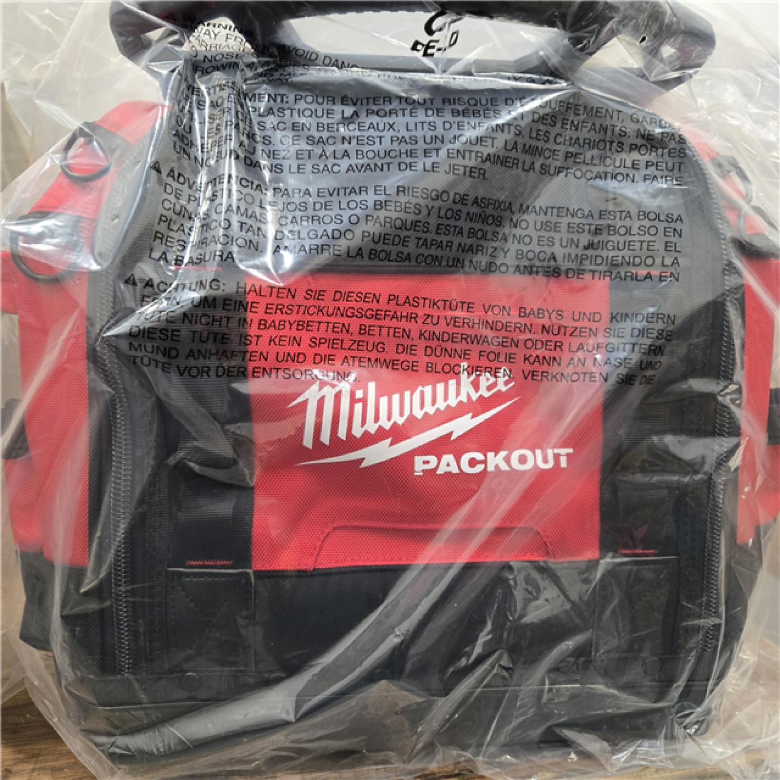 LIKE NEW- Milwaukee PACKOUT 15 in. Structured Tear Resistant Layered Material Tool Bag W/Storable Padded Shoulder Strap - 48-22-8316