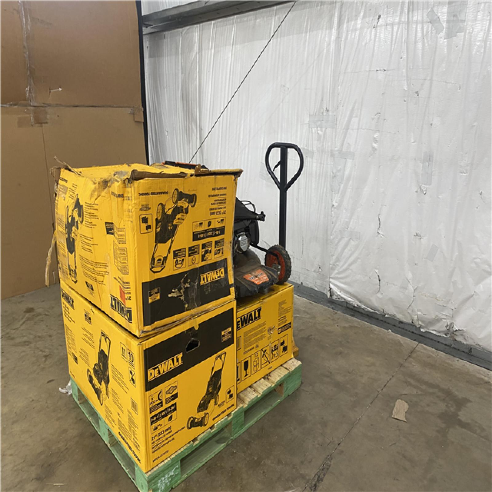 Houston Location AS IS - Outdoor Power Equipment