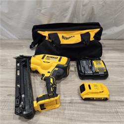 AS-IS DeWalt 15 GA ANGLED FINISH NAILER KIT