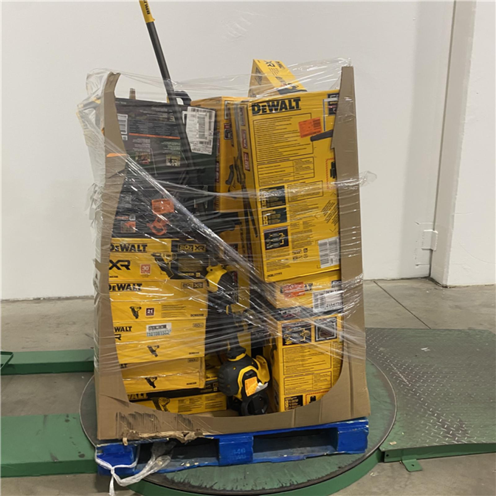 Dallas Location - As-Is DEWALT Tool Pallet