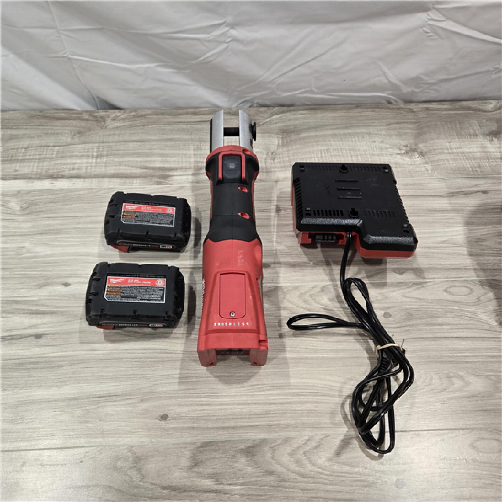 AS-IS Milwaukee M18 18-Volt Lithium-Ion Brushless Cordless FORCE LOGIC Press Tool