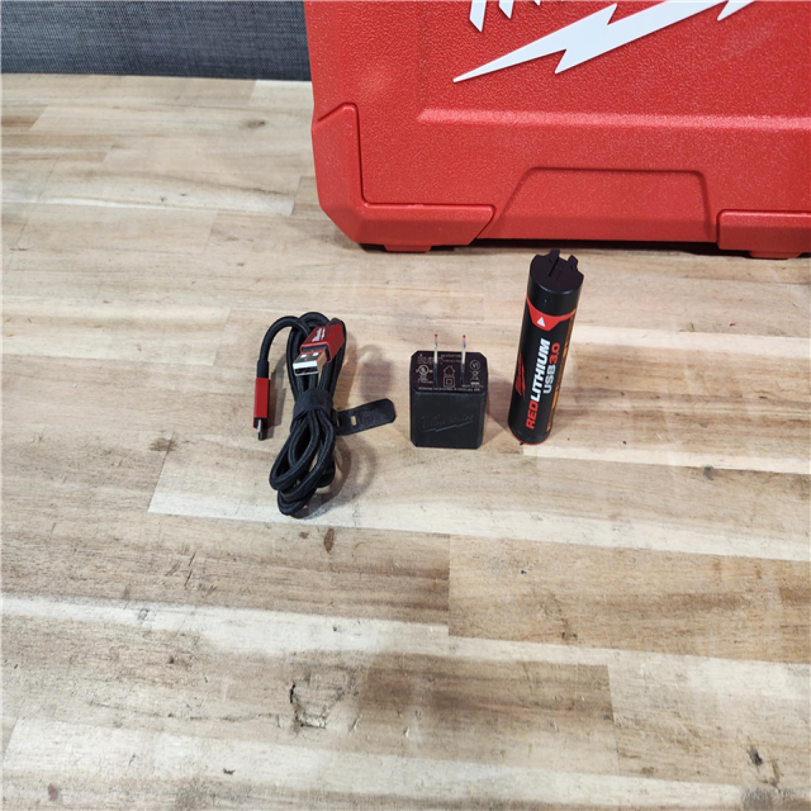 HOUSTON LOCATION - AS-IS Milwaukee Green 100 ft. Cross Line and Plumb Points Rechargeable Laser Level with REDLITHIUM Lithium-Ion USB Battery and Charger