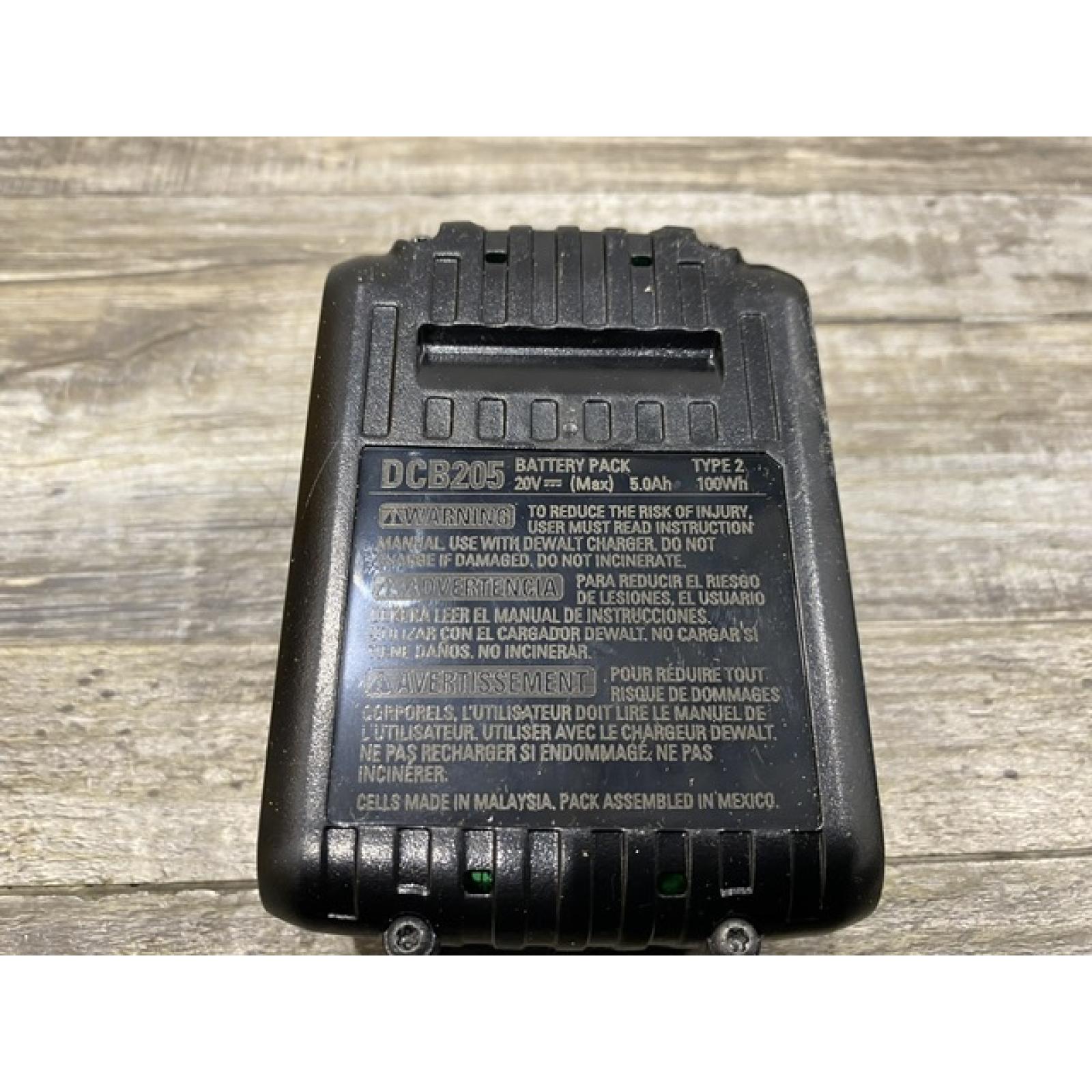 AS-IS DEWALT 20-Volt Maximum XR 5.0 Ah Battery Pack and Charger Kit