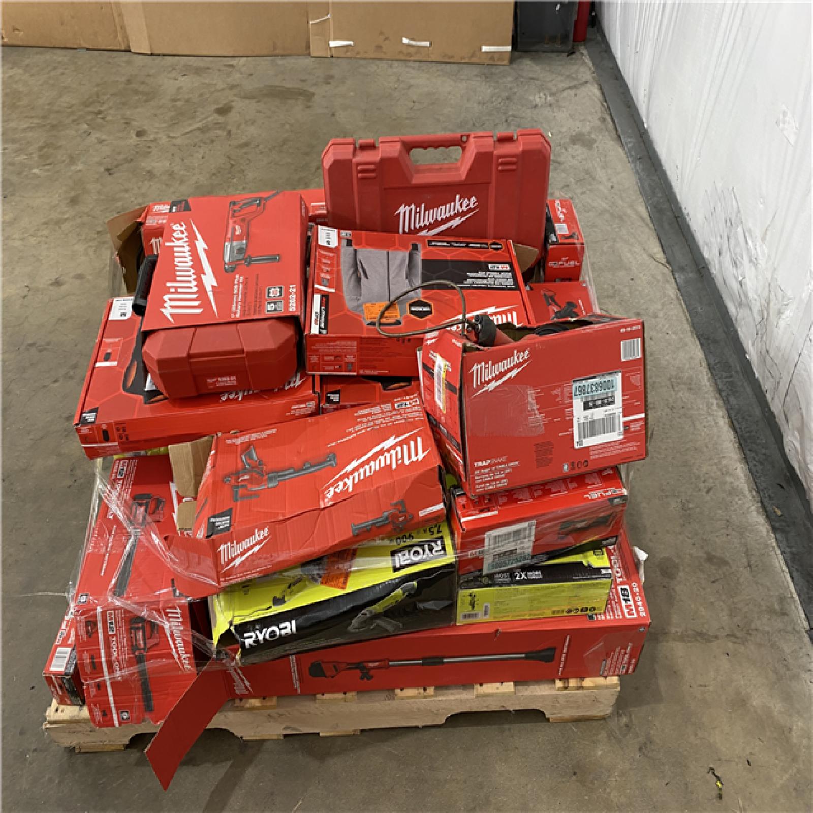 Houston Location AS IS - Tool Pallet