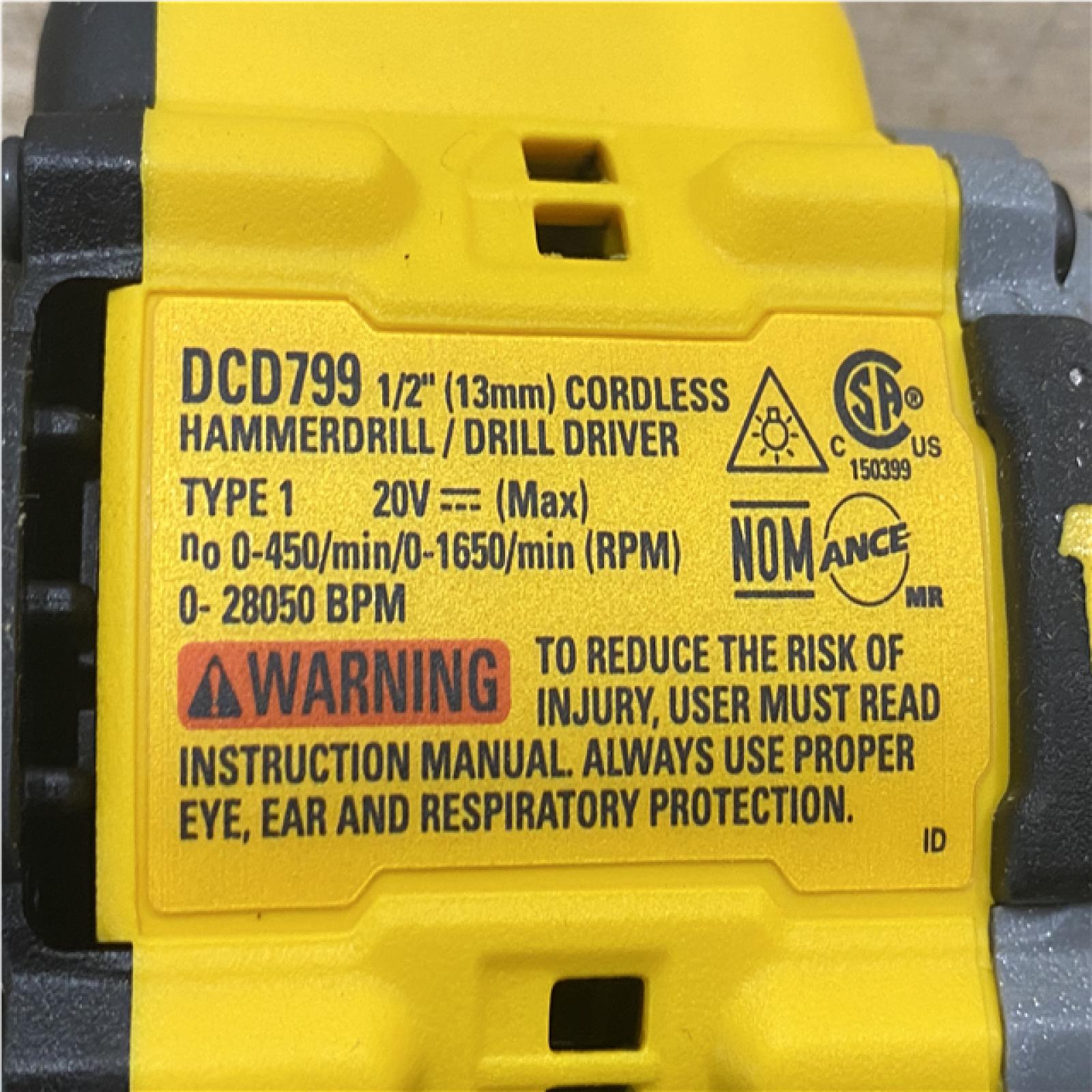AS-IS DEWALT ATOMIC 20V Lithium-Ion Cordless 1/2 in. Hammer Drill Kit