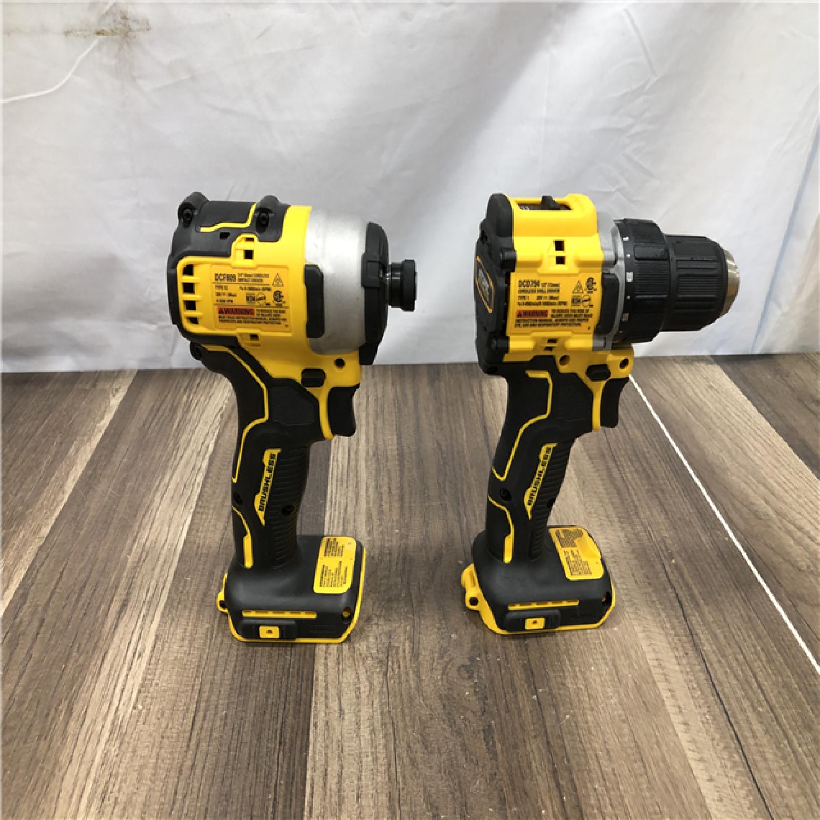 AS-IS DEWALT ATOMIC 20-Volt MAX Lithium-Ion Cordless Combo Kit