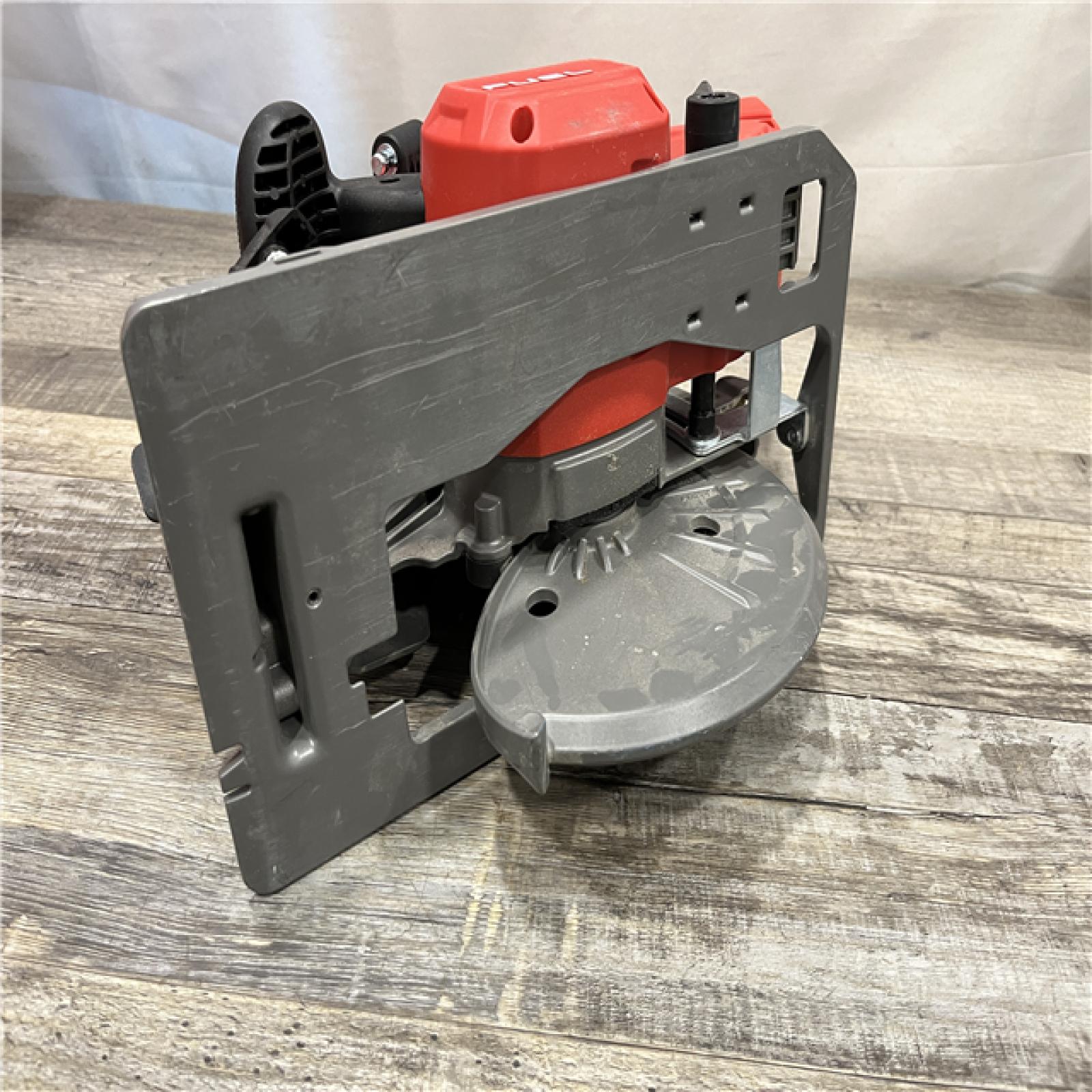 AS-IS Milwaukee FUEL 18V Lithium-Ion Brushless Cordless 7-1/4 in. Circular Saw (Tool-Only)