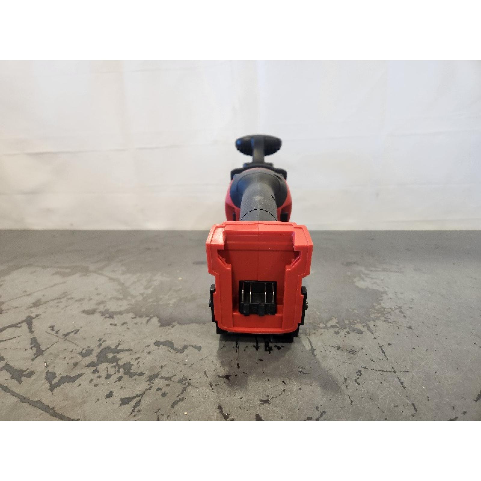 AS-IS- Milwaukee M18 18V Fuel Hole Hawg 1/2 Right Angle Drill (Tool-Only)