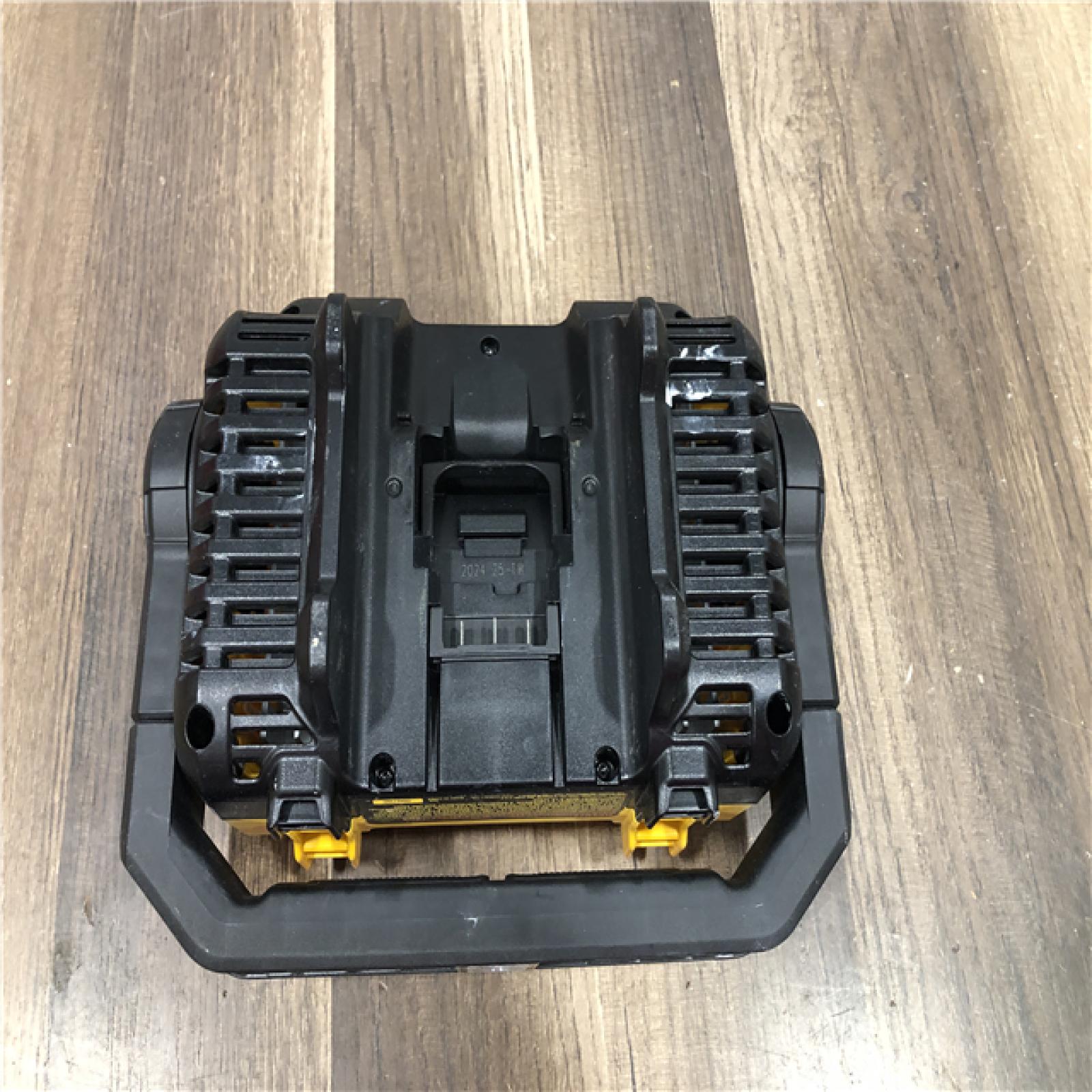 AS-IS DEWALT 20V MAX Compact Cordless Task Light(Tool Only)