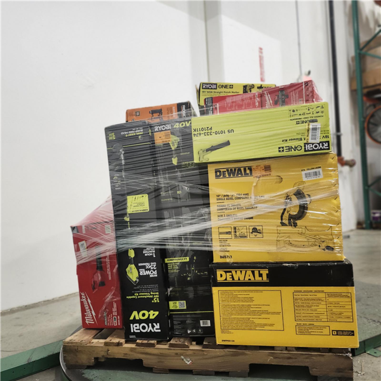 Dallas Location - As-Is Tool Pallet