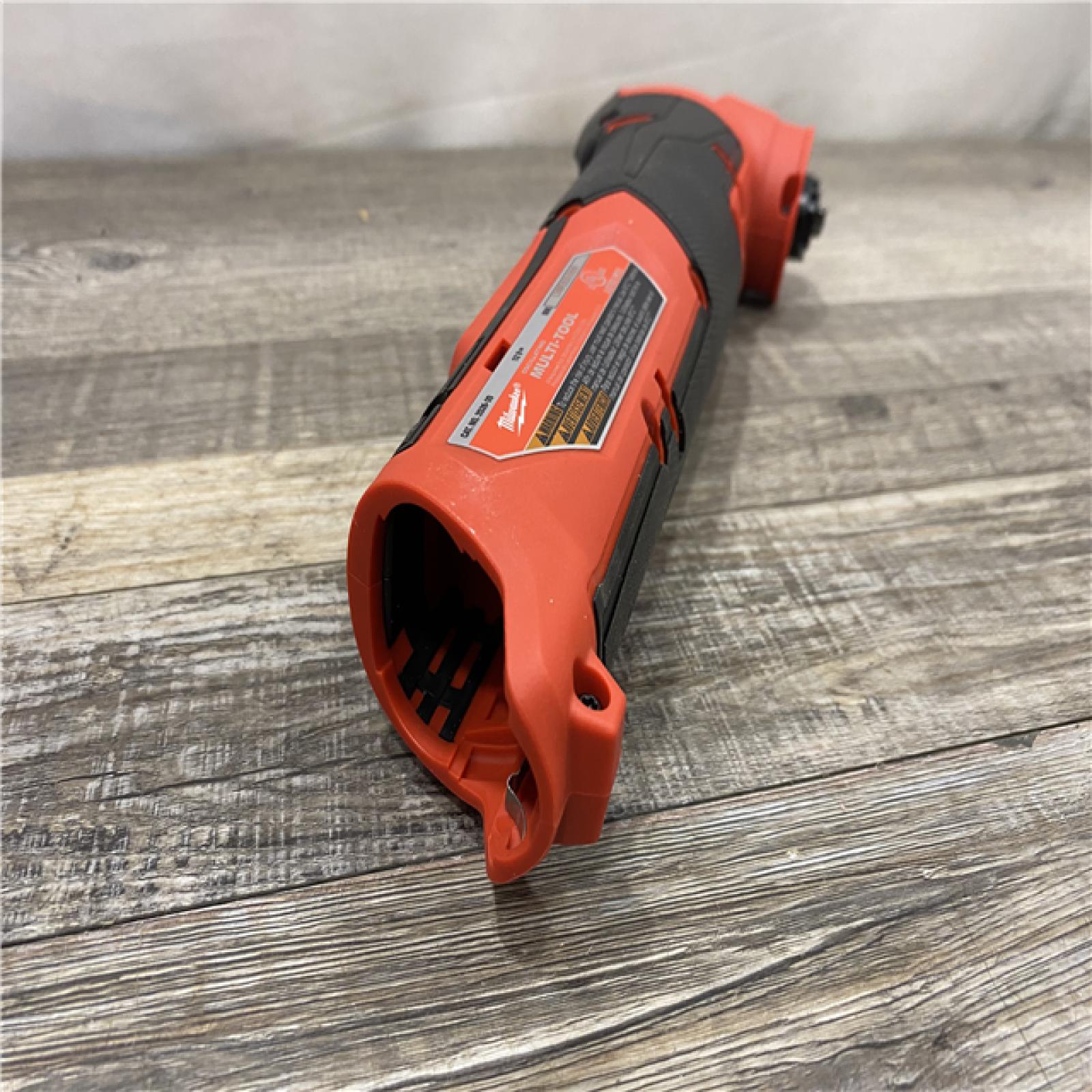 AS-IS Milwaukee FUEL 12V Lithium-Ion Cordless Oscillating Multi-Tool Kit