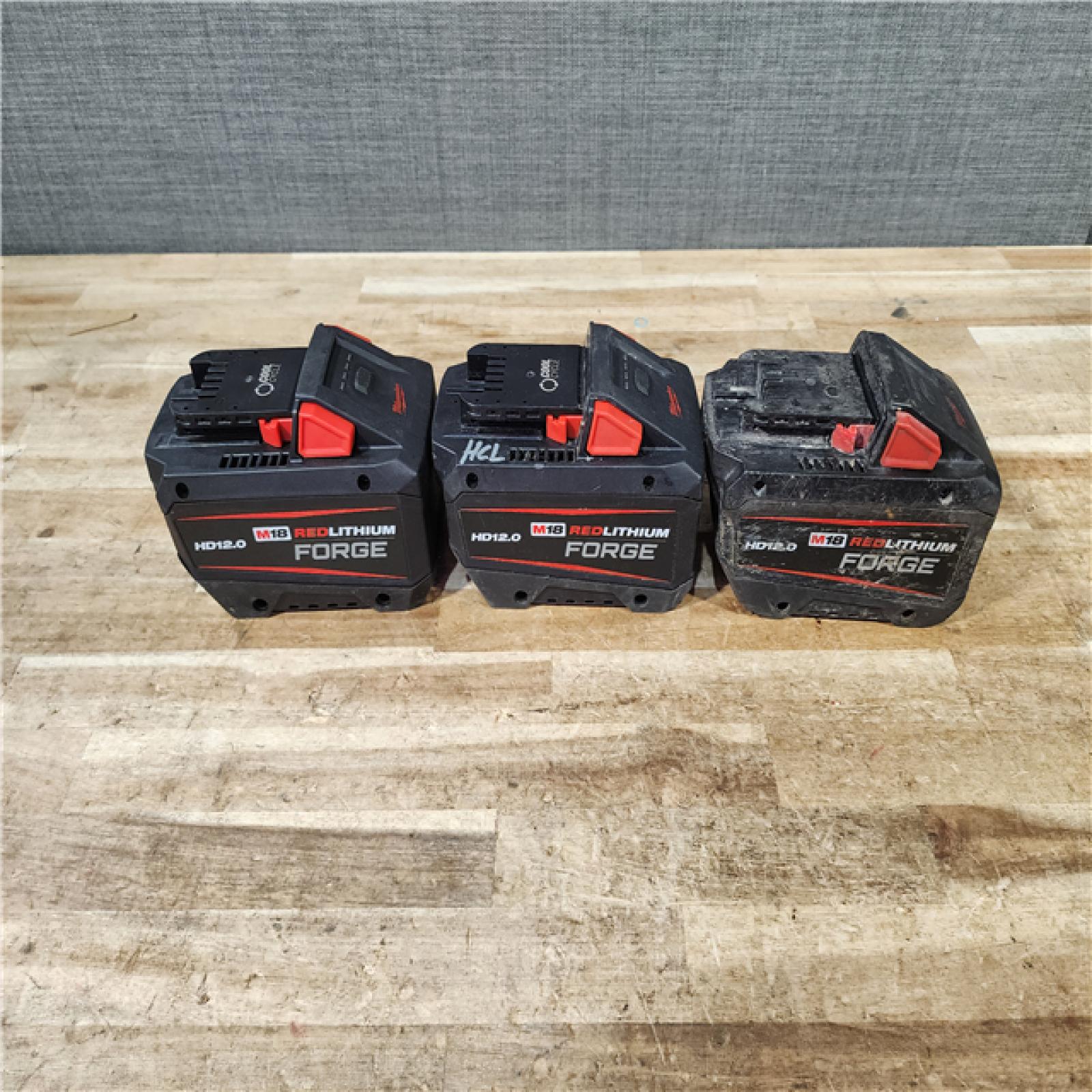 HOUSTON LOCATION - AS - IS MILWAUKEE BATTERY PACK QTY - 3